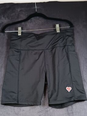 Heartbreak High-Rise Black Bike Shorts Medium With Back Pocket